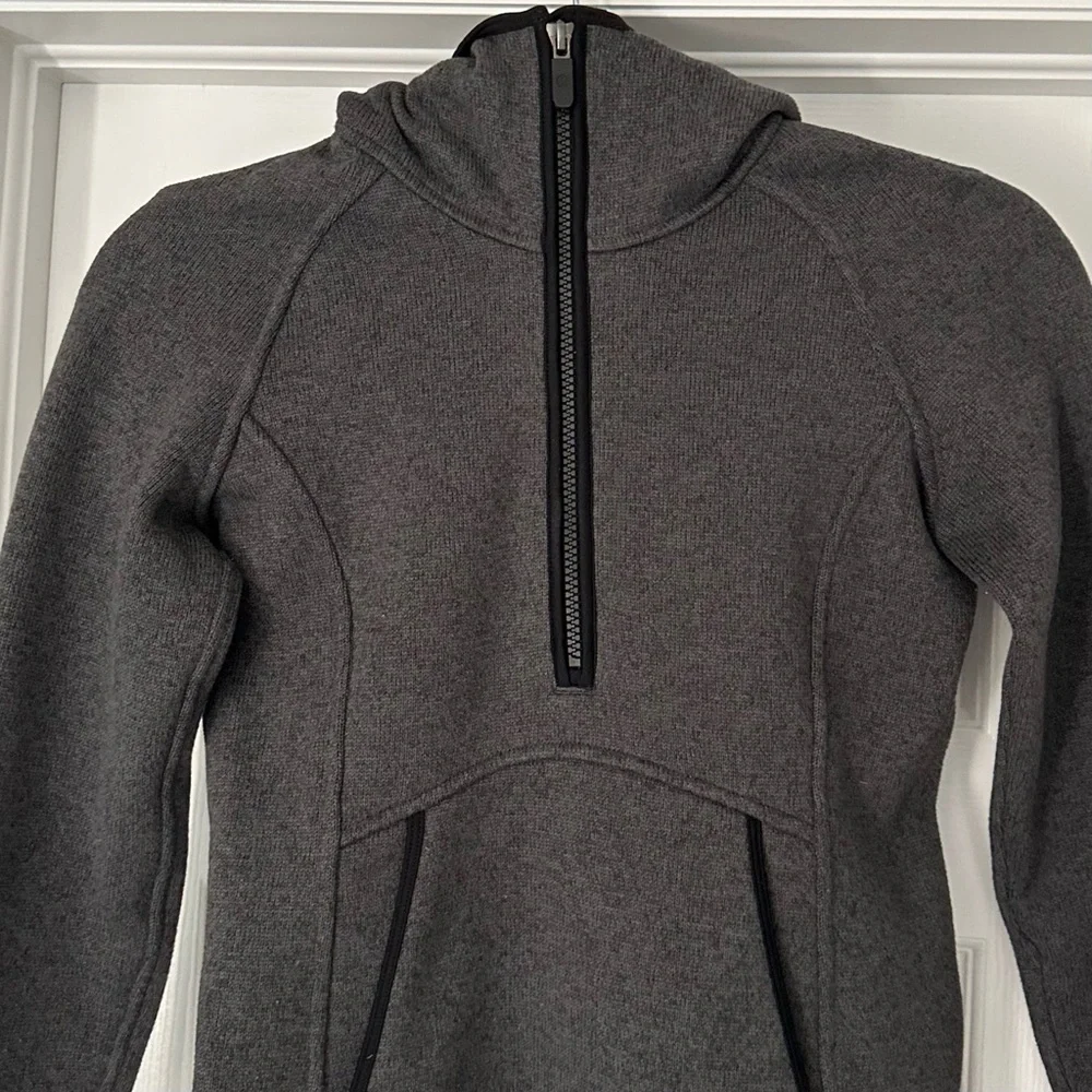 Lululemon Fleece & Thank You Pullover Heathered Black / Black‎ Size 2